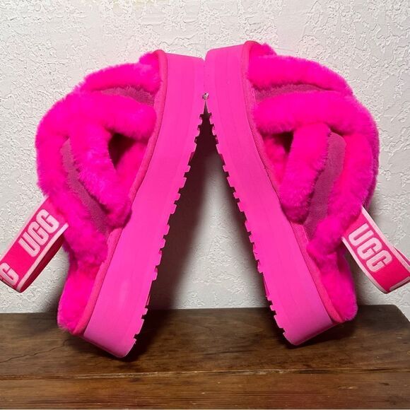 UGG Disco Cross Slide Slippers in Taffy Pink 7 - Picture 6 of 11